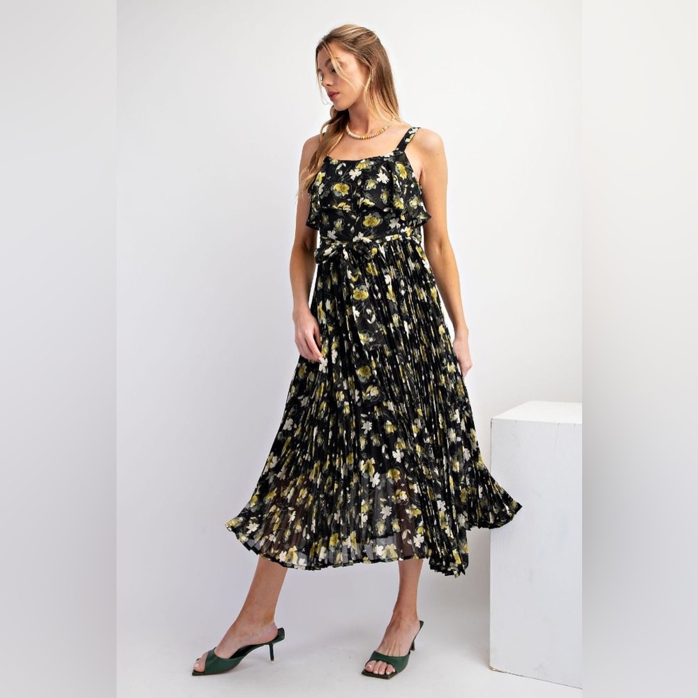 Easel FLORAL PRINTED CHIFFON PLEATED DRESS NWT